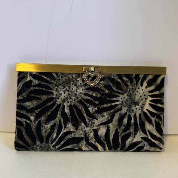 Cute black with gold trim wallet - Picture 1 of 10